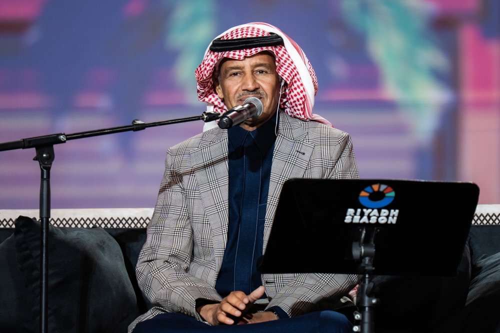 تسعينات «مخاوي الليل» تصنع الدفء الفني في ليلة باردة بموسم الرياض