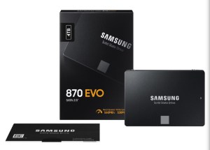 سامسونج تُنهي إنتاج SATA SSD وسط تحذيرات من ضغوط سعرية قد تستمر 18 شهرًا