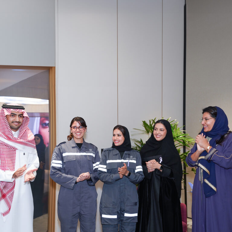 الأميرة ريما بنت بندر تزور طيران الرياض دعمًا لمبادرة 10KSA2025