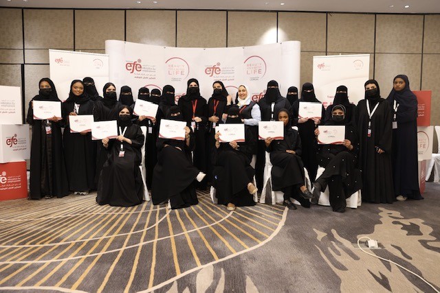 شراكة بين لوريال السعودية ومؤسسة التعليم من أجل التوظيف اي اف اي جلوبال لتمكين السيدات السعوديات مهنياً في قطاع الجمال
