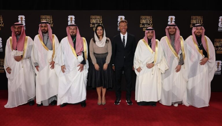 الأميرة ريما بنت بندر تحضر مراسم قرعة كأس العالم