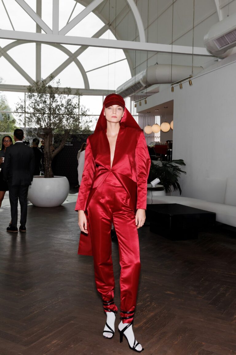 معهد مارانجوني دبي يكشف عن الدفعة الأولى من خريجي تصميم الأزياء في عرض حصري للإعلام