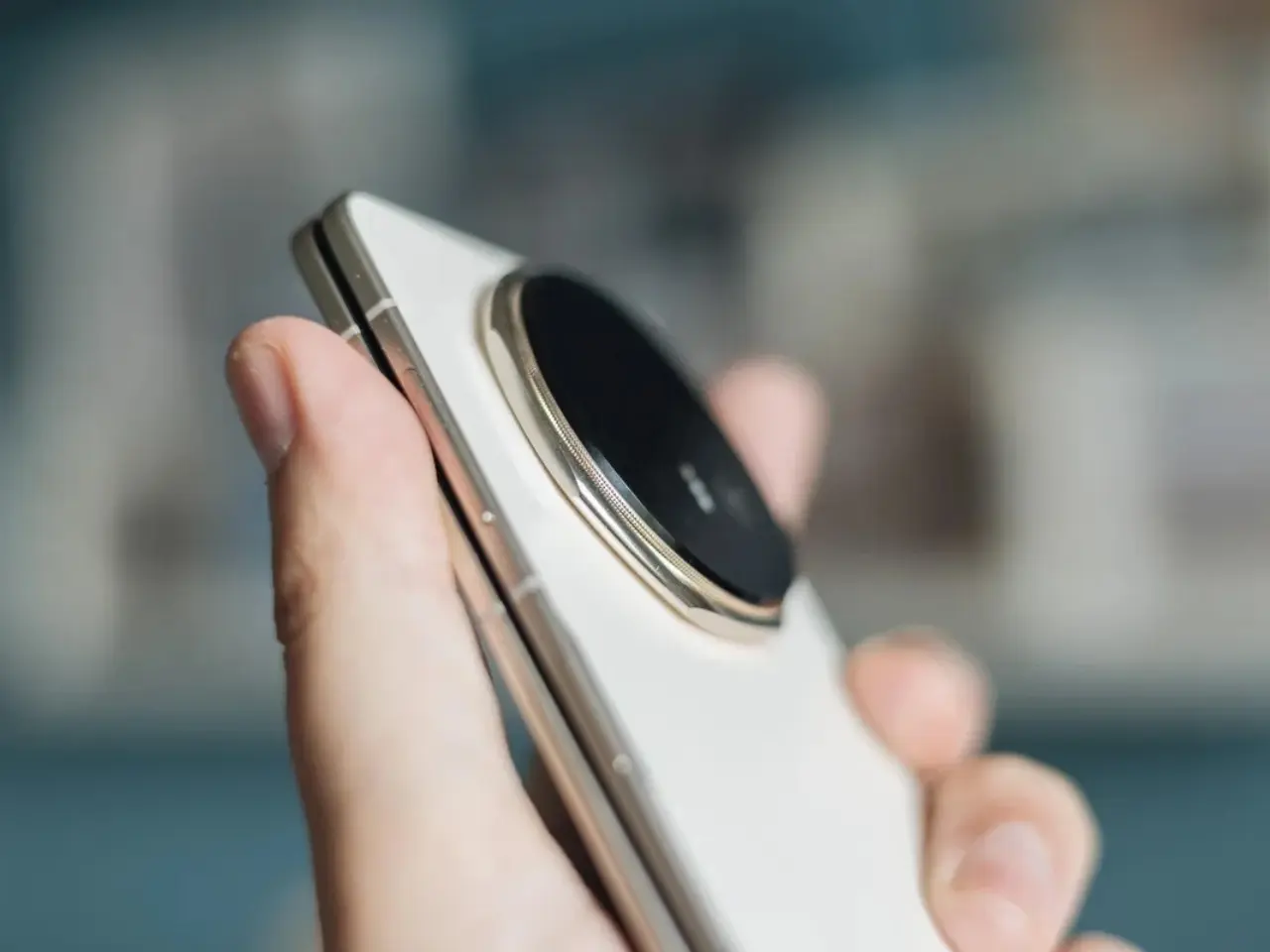 تسريبات: Honor Magic V6 قد يصدر قبل الموعد المتوقع