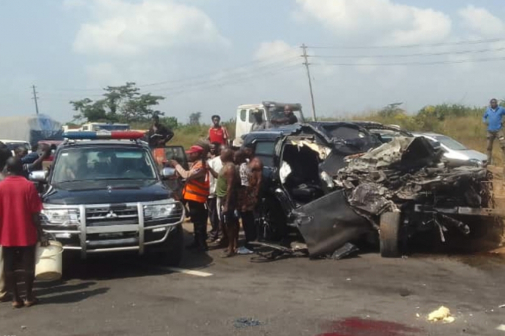 خروج جوشوا بطل العالم السابق للوزن الثقيل من المستشفى بعد نجاته من الموت