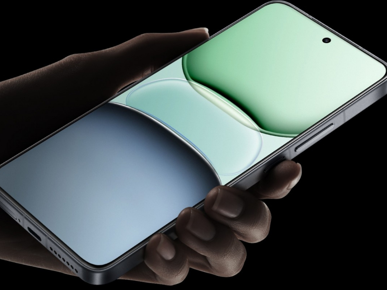 Xiaomi 17S Pro قد يُطلق في مايو مع معالج جديد