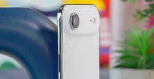 هاتف iPhone Air 2 قد يأتي بعمر بطارية أطول وترقية قوية في الكاميرا