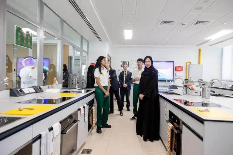 88a4683f ecc9 4fe9 a7bb 8d342eef4d8b zawta.webp