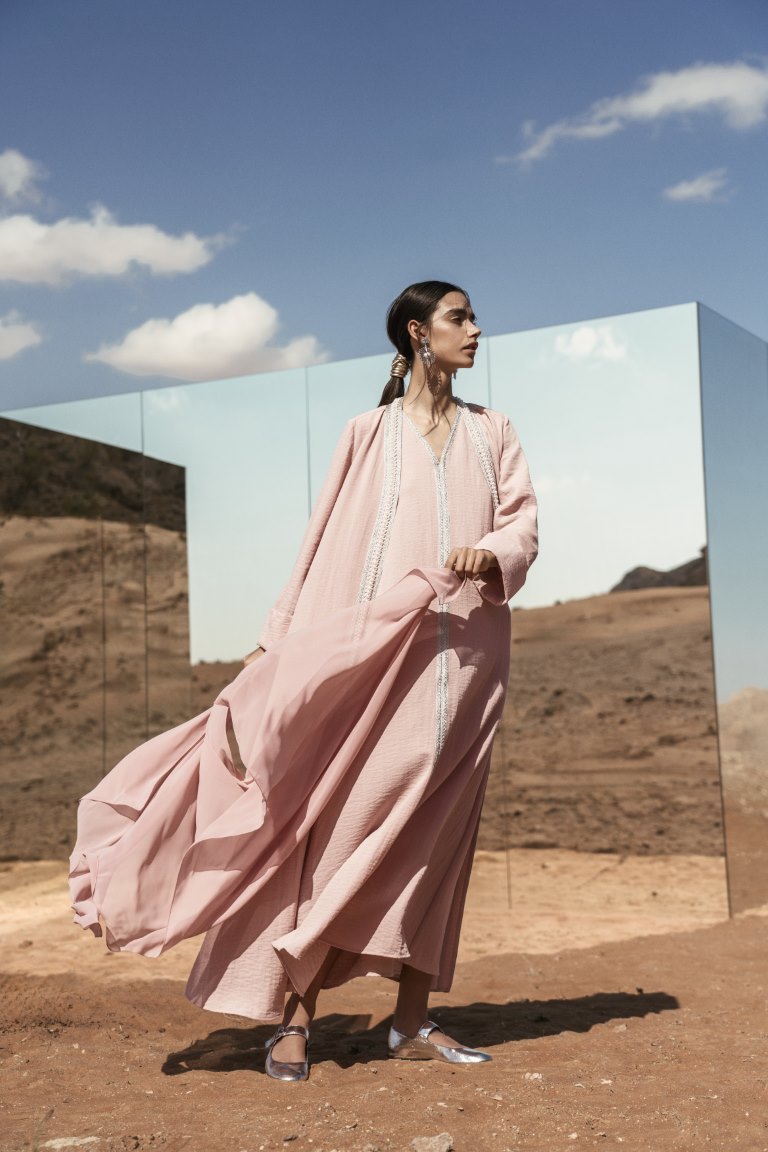 ريفا تكشف عن مجموعة رمضان 2026: أناقة عصرية متجذّرة في الاحتشام