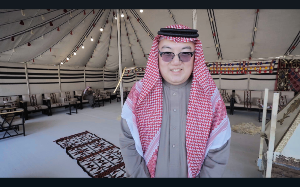 صيني مقيم في السعودية: تفاجأت مما شاهدتُ من جودة تنظيم مهرجان خادم الحرمين الشريفين للهجن