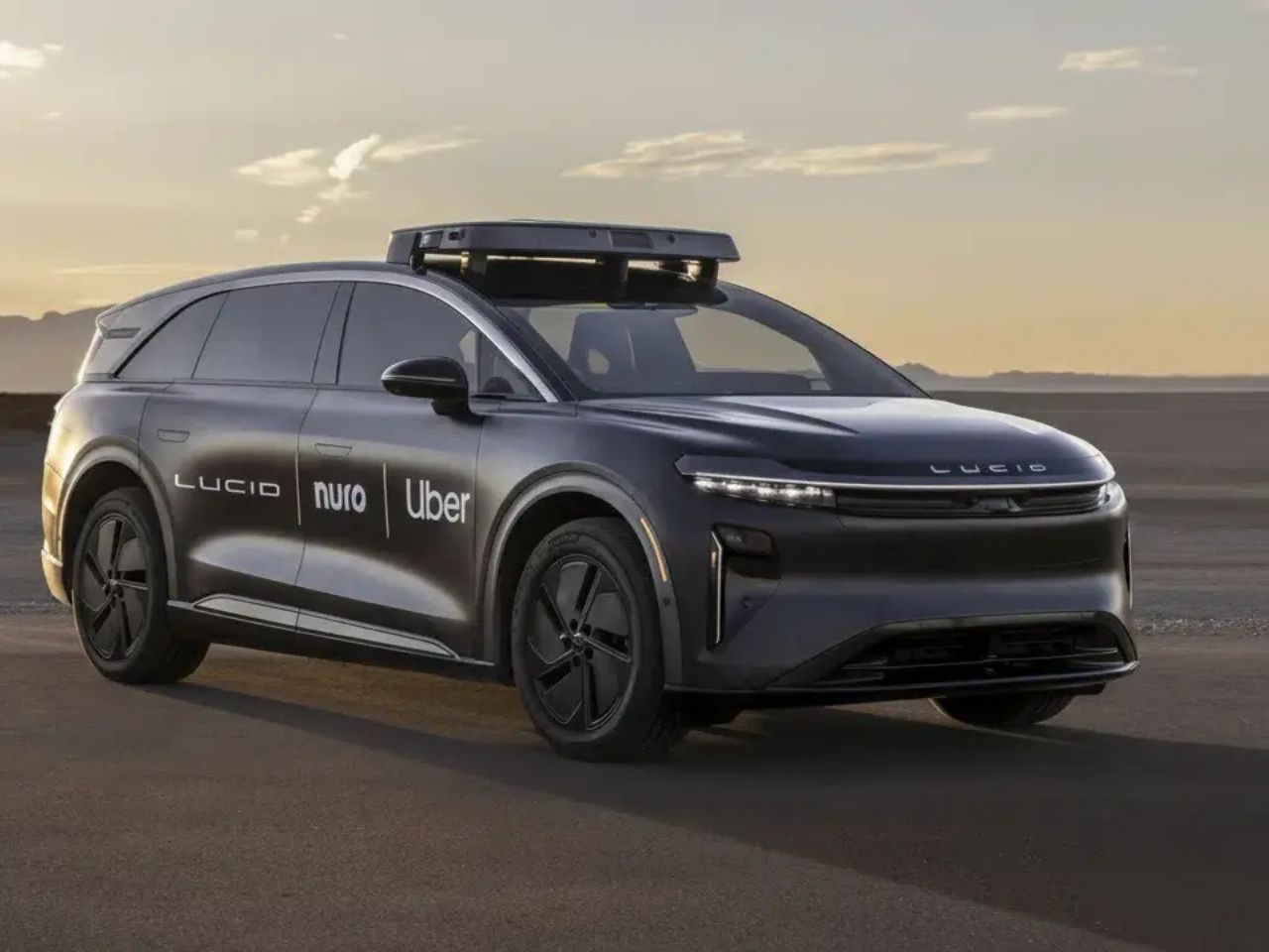 CES 2026: أوبر تكشف تصميم روبوتاكسي خاص بها قبل الإطلاق في سان فرانسيسكو