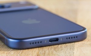 سامسونج ترفع أسعار DRAM وتضع أبل تحت ضغط متزايد في سوق الذاكرة