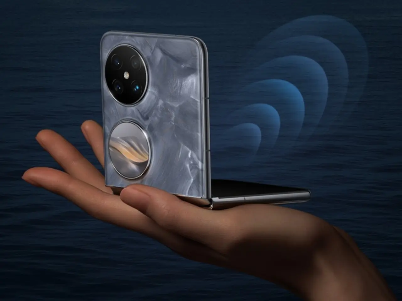 هواوي تطرح نسخة مجددة من هاتف Pocket 2 القابل للطي بسعر مفاجئ