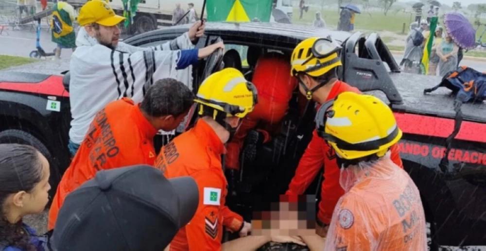 E7f9aa20 2728 48f6 bb30 efb861256bb8 file.jpg