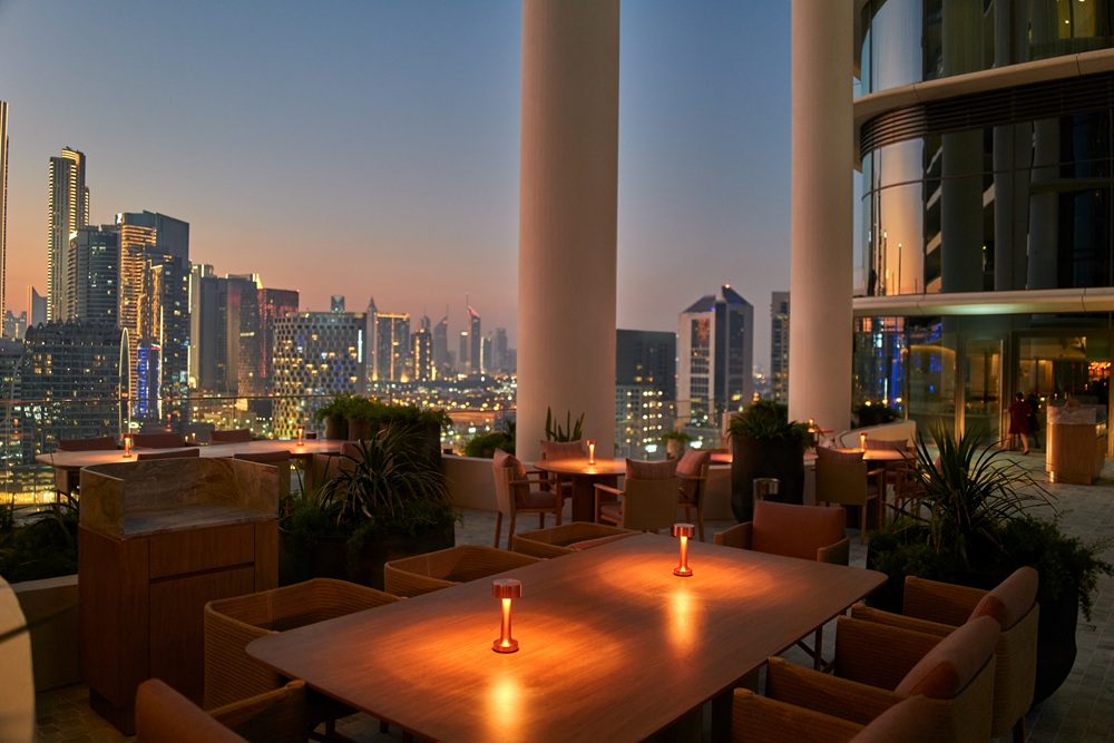 بينها تجربة حصرية لزوجين فقط.. "ذا لانا" دبي يقدم تجارب استثنائية في عيد الحب