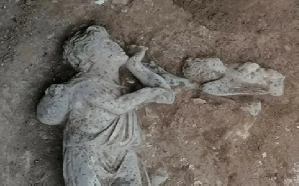 5334fd77 f2f2 4448 8196 de75f3cb7801 file.jpg