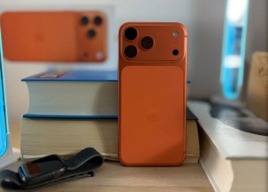 آيفون 17 برو يتصدر المبيعات المبكرة ويستحوذ على أكثر من نصف الطلبات