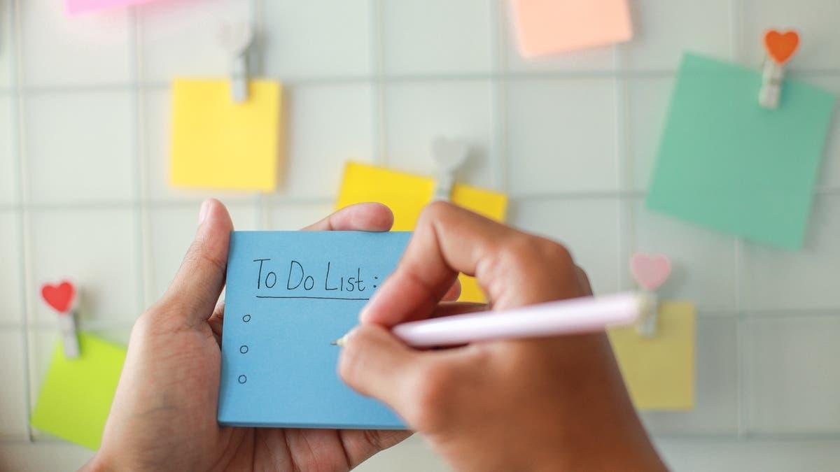 هل تكتب قوائم المهام يدوياً أم على الهاتف؟.. 9 صفات تميز أصحاب الفئة الأولى