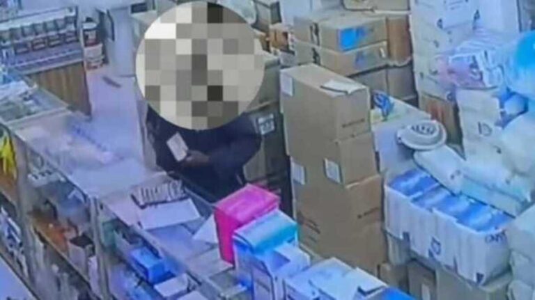 90d6d70b 446b 4f1f a4a2 fc93c1750f66 file.jpg