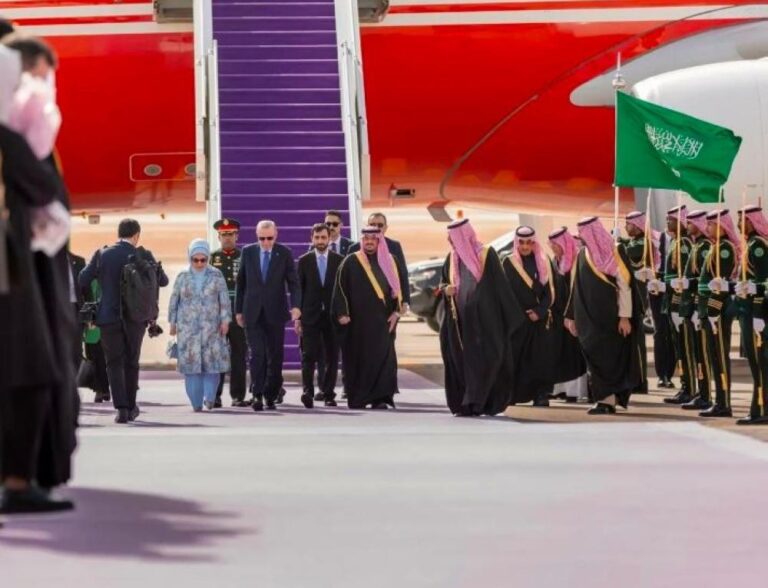 96eda2cc 2233 4b89 8bf4 a808334c9d69 file.jpg