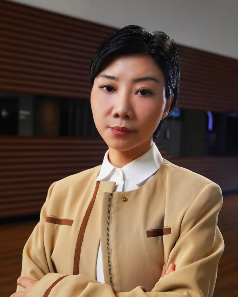 جائزة Max Mara Art Prize for Women تنطلق في رحلة حول العالم