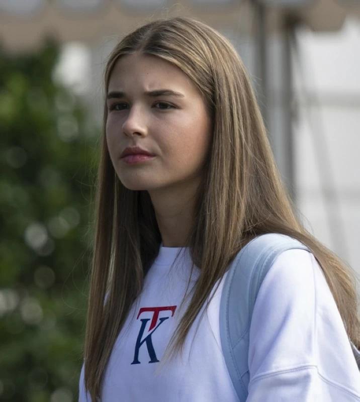 5d18f452 11d5 46e9 a85b 4c40e534fd2c file.jpg