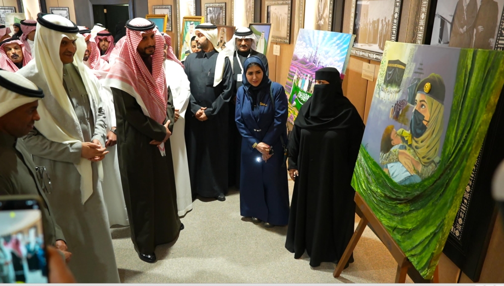 “في حب الأخضر”.. معرض تشكيلي احتفاءً بيوم العلم بمكتبة الملك عبدالعزيز