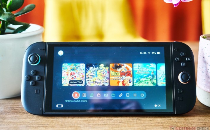 نينتندو قد تُسرّع إطلاق Switch 2 OLED بسبب ضعف الطلب على نسخة LCD