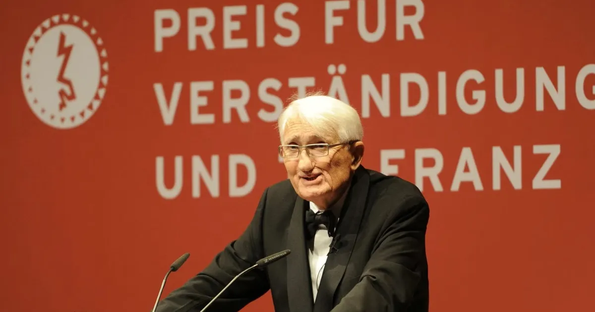 وصية هابرماس قبل الرحيل .. “أمور العالم بحاجة أن تتحسن”