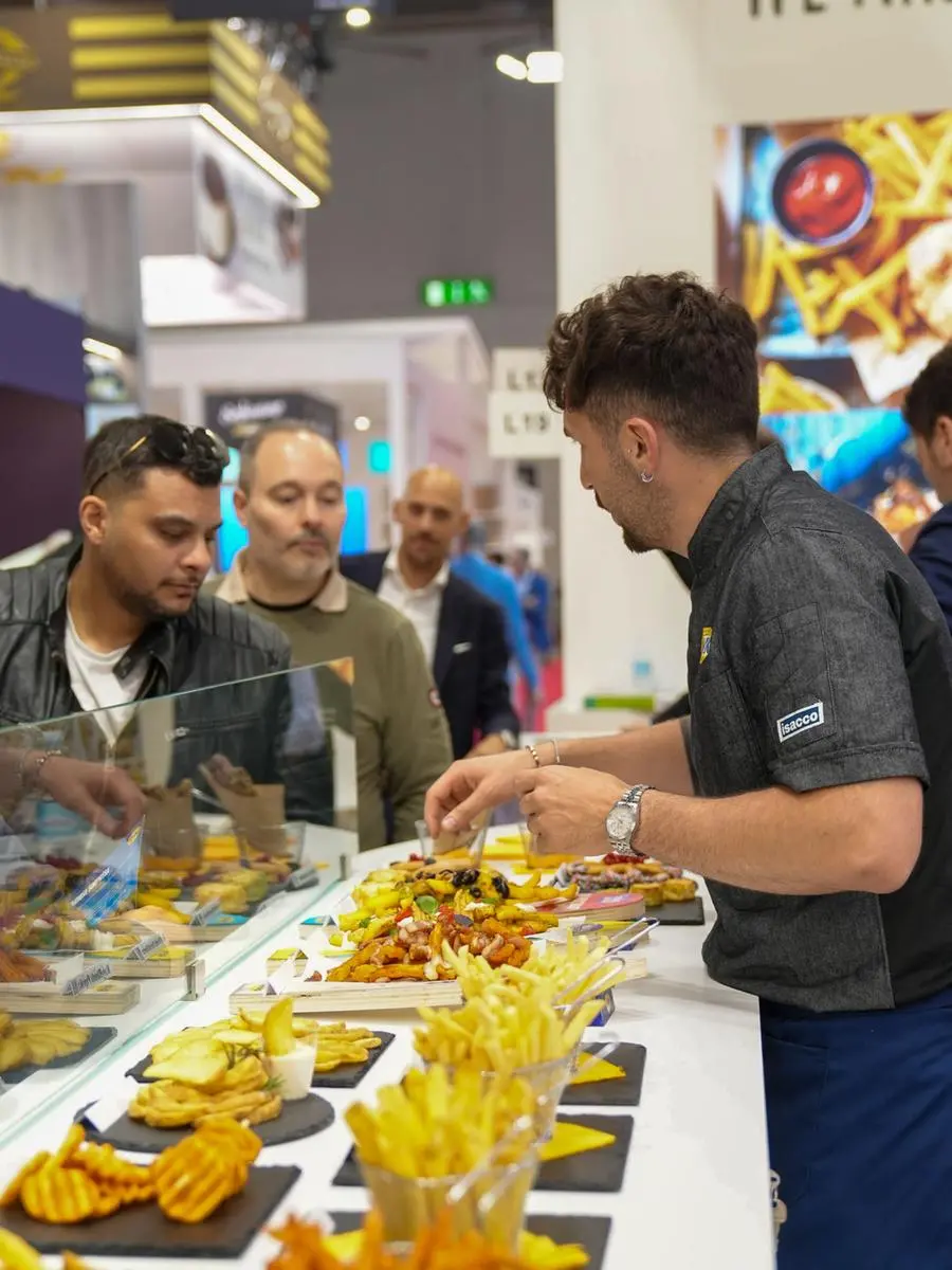 14e88a1d 34ae 418a bbeb 1fbb4bee8ca4 zawta.webp