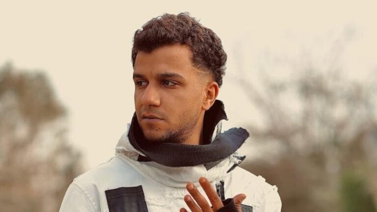 15e5f044 74b3 4fb4 9072 fe649ae81127 file.jpg