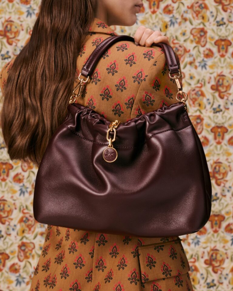 إيترو تطلق حقيبة ڤيلا بلوسوم الجديدة‎ ‎