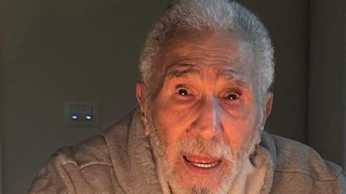 مشكلات تنفسية ونقص الأكسجين.. نقل الفنان عبد الرحمن أبو زهرة للعناية المركزة