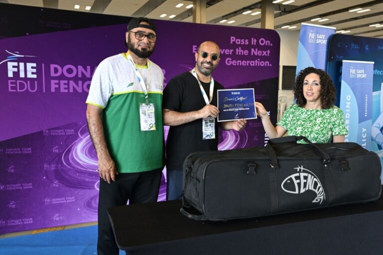 تكريم دولي للمبارزة السعودية