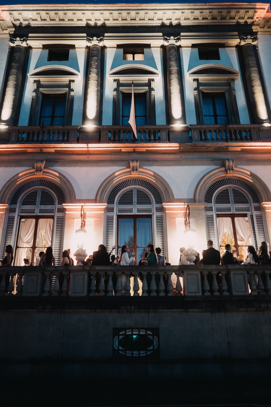 أمسية خيالية في فلورنسا... ‏Gianvito Rossi‏ وMytheresa يحتفلان بنجاحهما المشترك