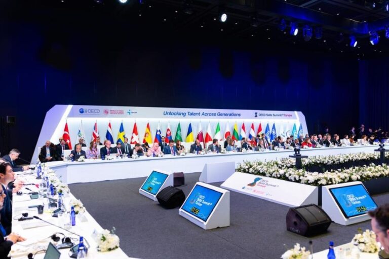 Aac18cfd 5516 4d4f 87b4 bfc82faf74a2 file.jpg