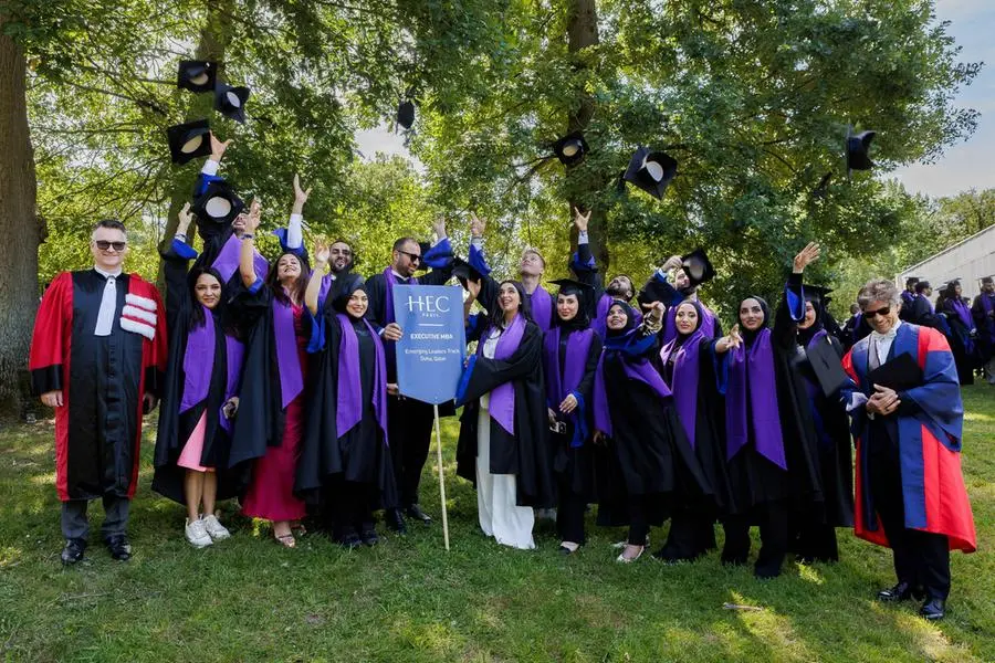 جامعة الدراسات العليا لإدارة الأعمال HEC Paris في الدوحة تحتفي بتخريج الدفعة الأولى من طلاب برنامج الماجستير التنفيذي في إدارة الأعمال