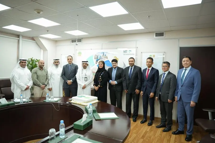 المؤسسة الإسلامية لتأمين الاستثمار وائتمان الصادرات والمؤسسة الإسلامية لتنمية القطاع الخاص تنجحان في إتمام أول عملية تمويل مجمّع مشتركة