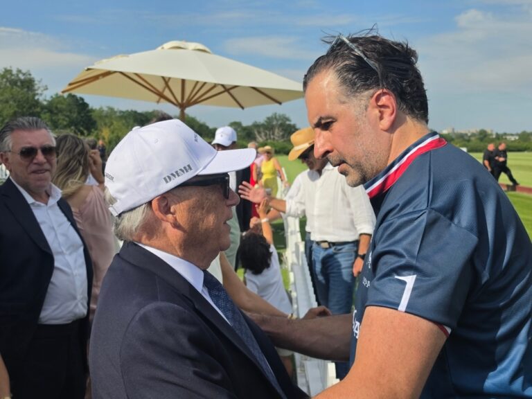 عمرو زيدان يتوج بكأس البولو في بريطانيا