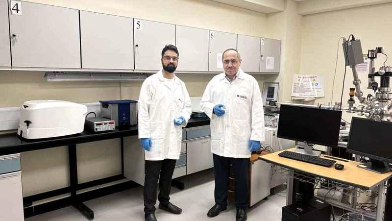 جامعة خليفة تطور مستشعراً نانوياً للكشف السريع عن الحمض النووي