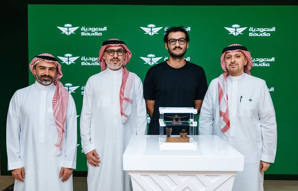 الخطوط السعودية تطلق مجموعة قطع فنية محدودة الإصدار بالتعاون مع أثر