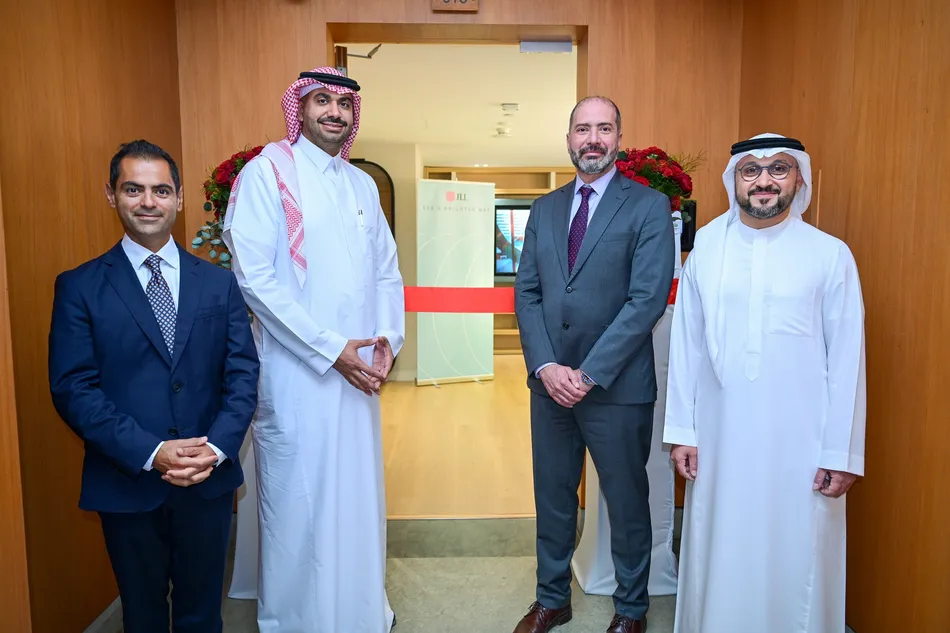 انتقال “جيه إل إل” إلى مكتب جديد في جدة لدعم توسّع أعمالها في المنطقة الغربية