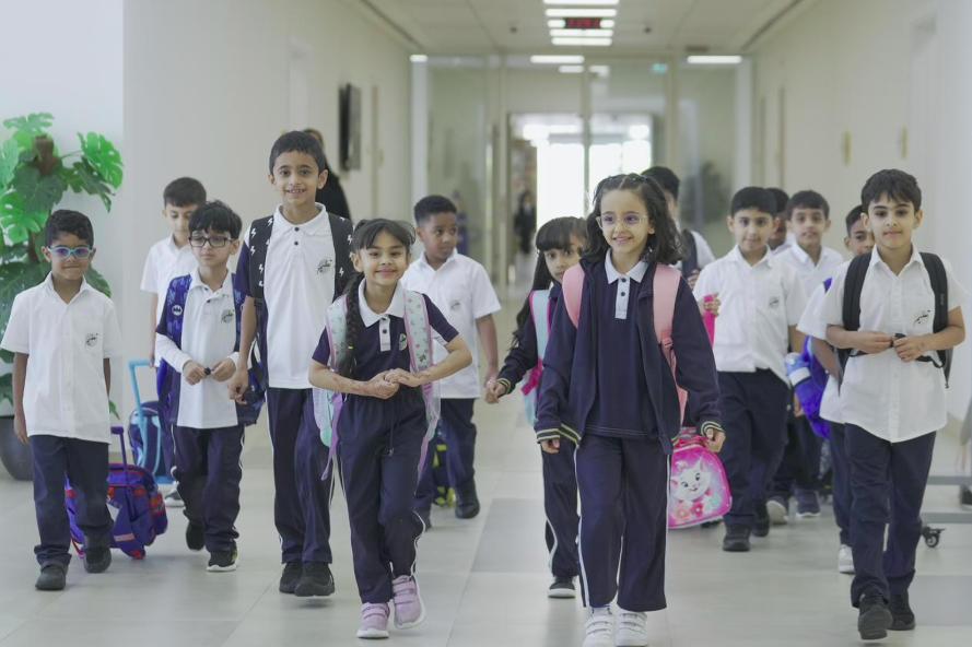 “التربية”: تقليص ساعات الدوام الطلابي خلال الأسبوع الاول من الدراسة والجمعة بدوام كامل