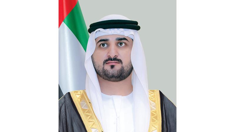 مكتوم بن محمد: محمد المر سيبقى عَلَماً من أعلام الثقافة الإماراتية