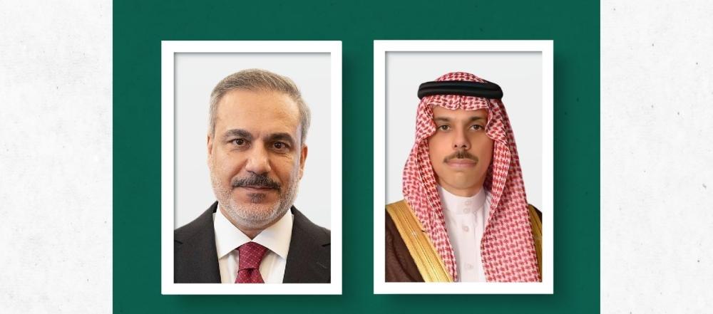 وزير الخارجية ونظيره التركي يستعرضان العلاقات ويبحثان المستجدات
