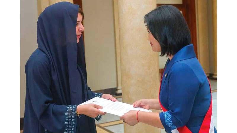 نيابةً عن رئيس الدولة.. ريم الهاشمي تحضر مراسم تنصيب رئيسة بيرو