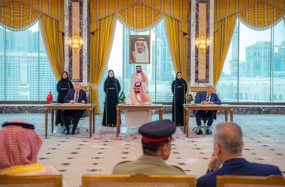 اتفاقية مكة للدفاع المشترك.. تعاون وثيق لإرساء الأمن والاستقرار في المنطقة والعالم