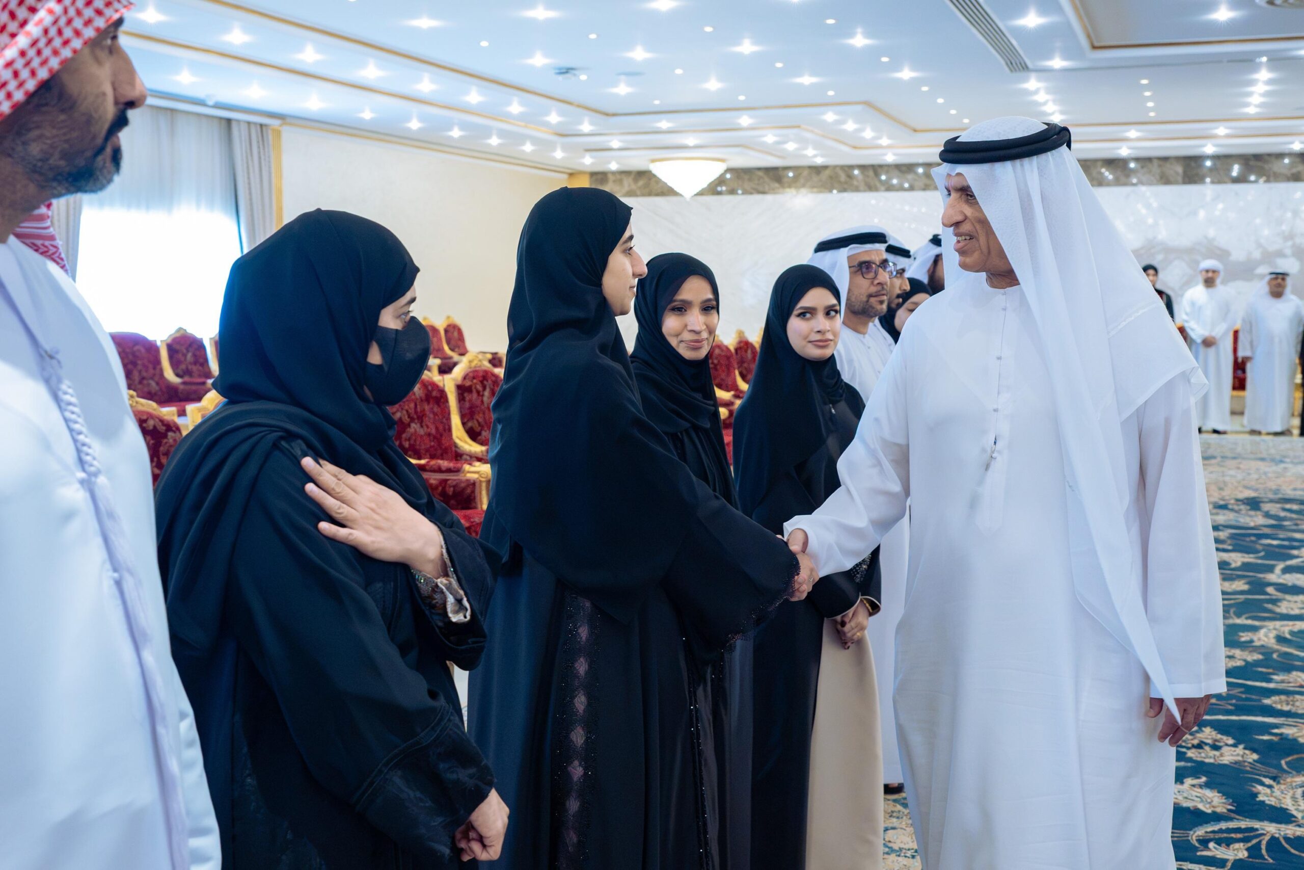 سعود بن صقر: المستقبل المشرق تصنعه الأجيال المتعلّمة والمبدعة