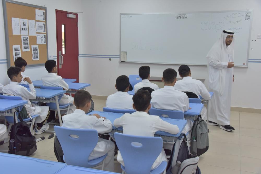 عاجل – المناهج يلزم المدارس بـ 20 حصة لـ «القيم» وتأهيل الطلاب للمسابقات بخطة 1448