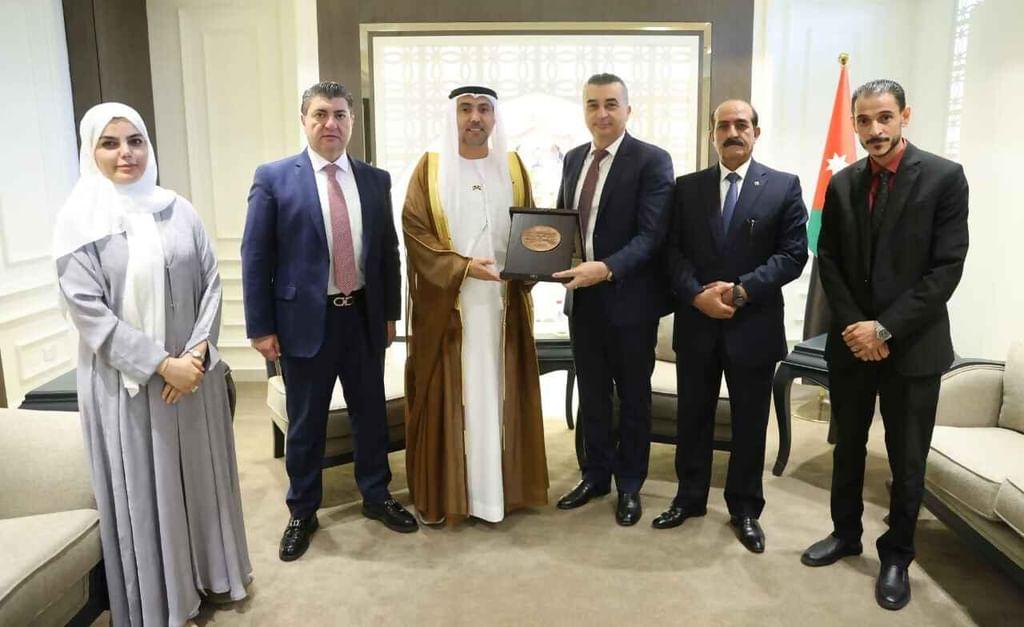 الإمارات تؤكد حرصها على تعزيز التعاون مع الأردن في مختلف المجالات