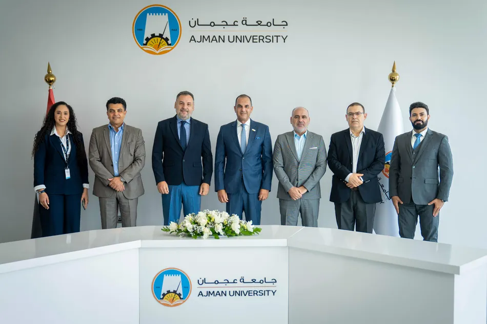 التعليم التنفيذي بجامعة عجمان يتعاون مع مركز إيلير للتعليم التنفيذي بجامعة أريزونا لإطلاق برنامج «مسرع القيادة في الذكاء الاصطناعي التوليدي» في دولة الإمارات
